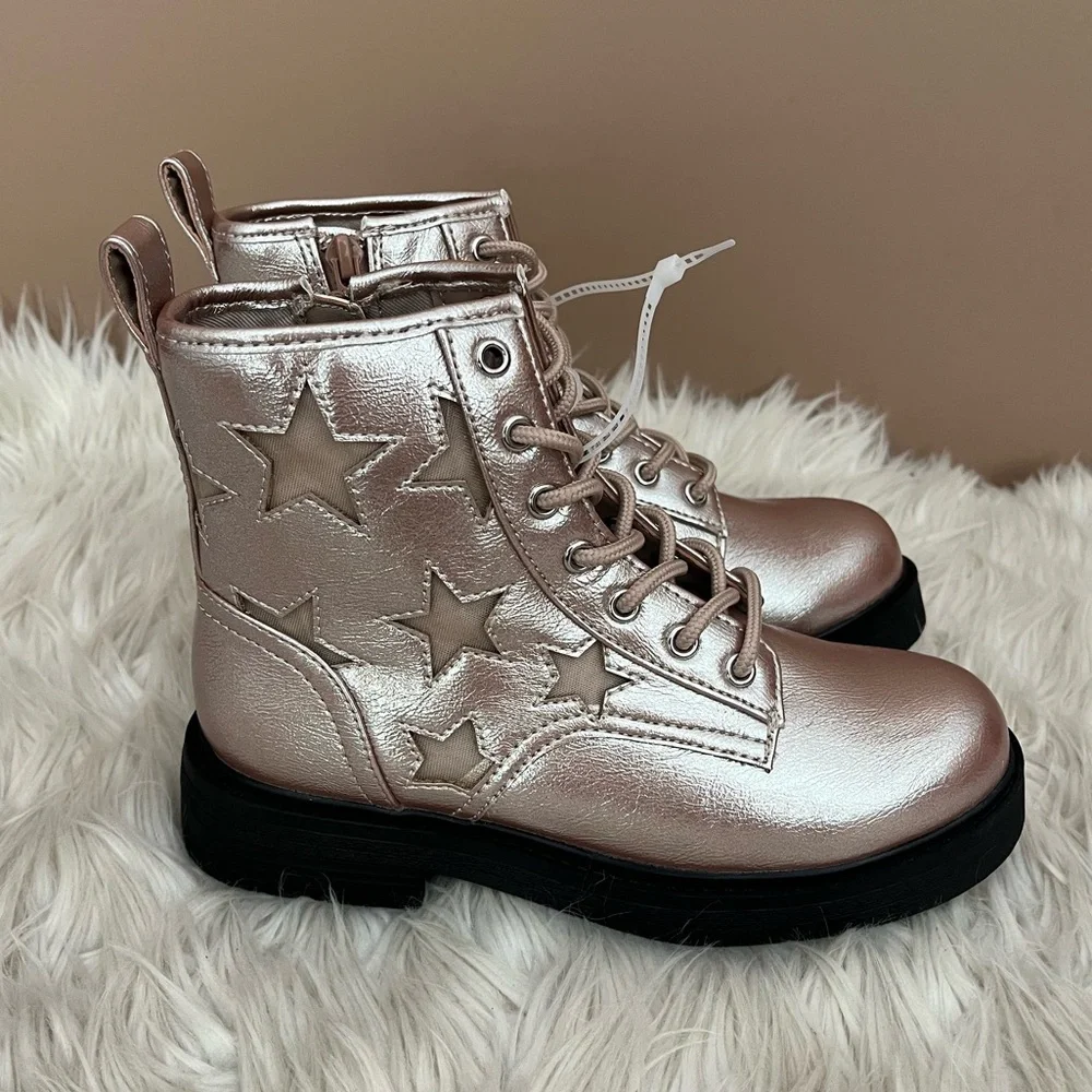 {Steve Madden} J-Iconic Star Combat Boots in Metallic Rose Gold - Girls 2
